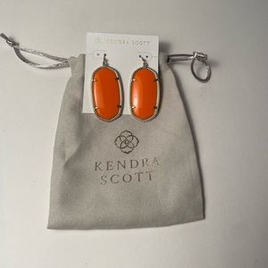 kendra scott dangle earrings